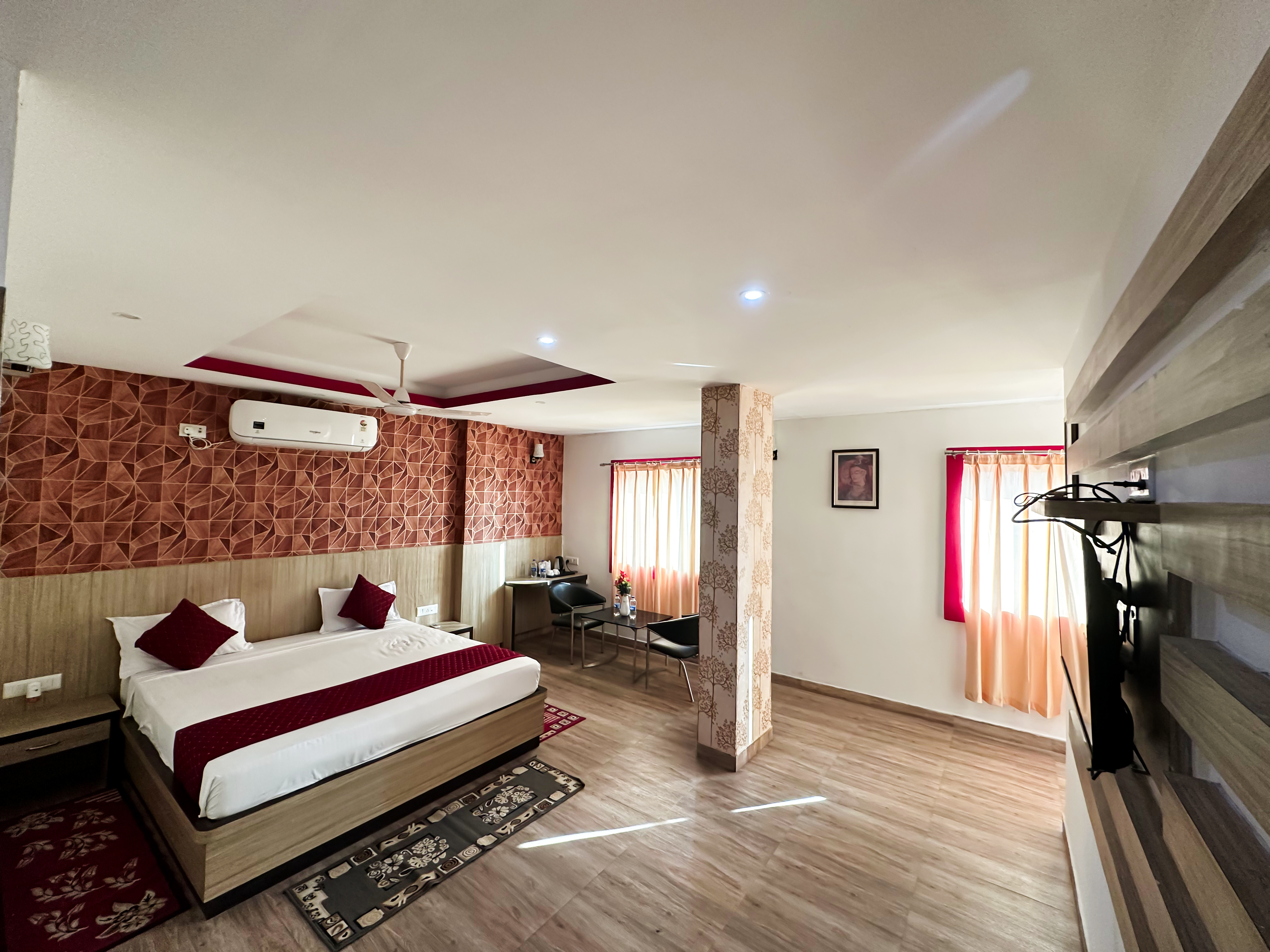 Luxury Rooms